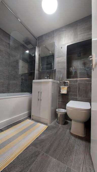 Central Apartment, Kings Cross 6 Mins Walk London Luaran gambar