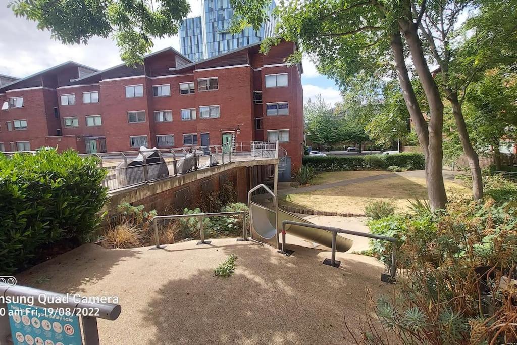 Central Apartment, Kings Cross 6 Mins Walk London Luaran gambar